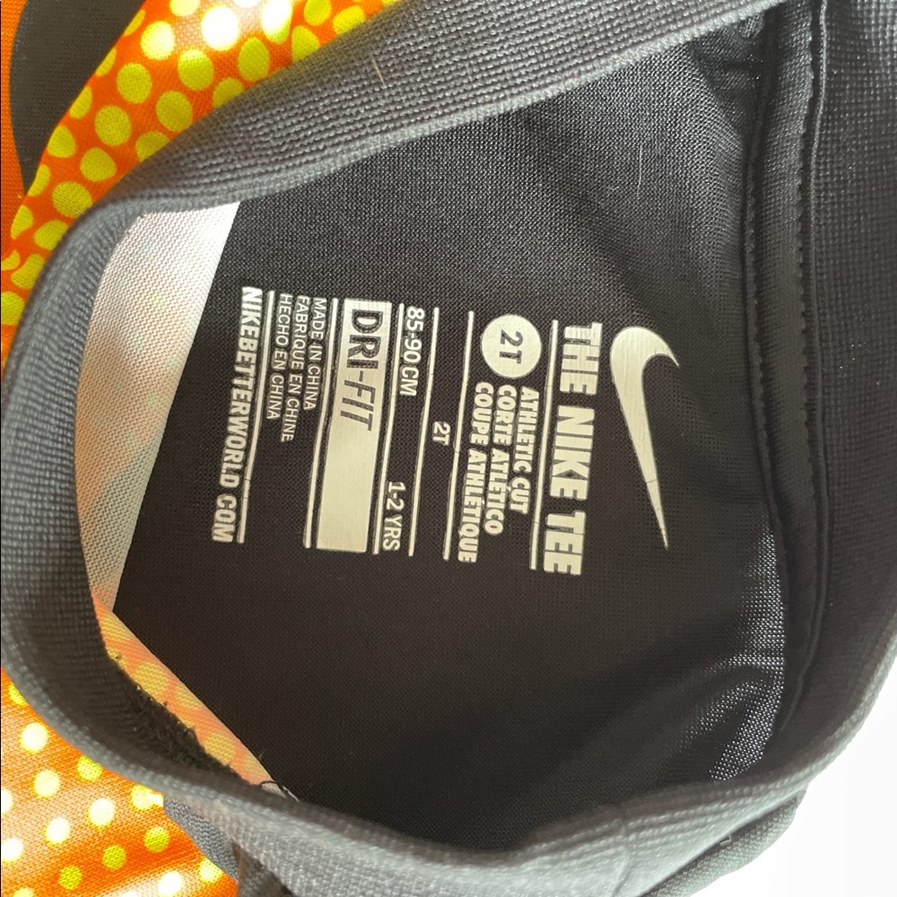 Nike tee - Picture 4 of 4